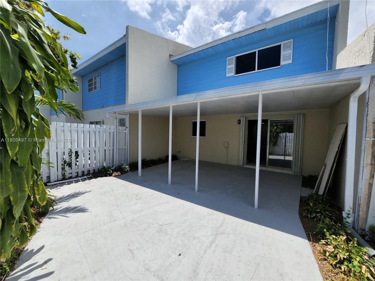 22255 Sw 103rd Ave #22255 - Photo 4 of 25