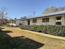 featured image of 204 West Lampasas Street #204