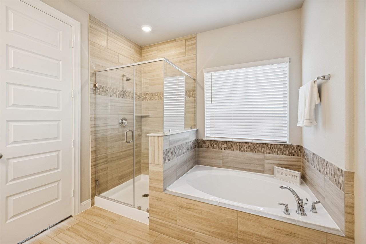 17706 Sea Rosemary Ct #17706 - Photo 2 of 38