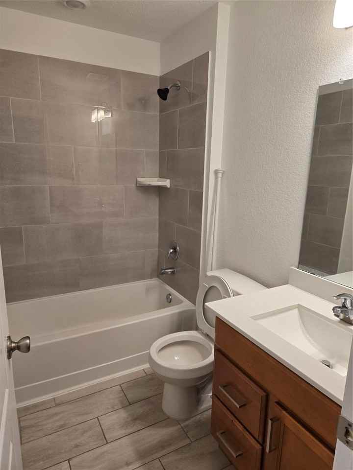 20719 Oakley Falls Dr #20719 - Photo 6 of 16