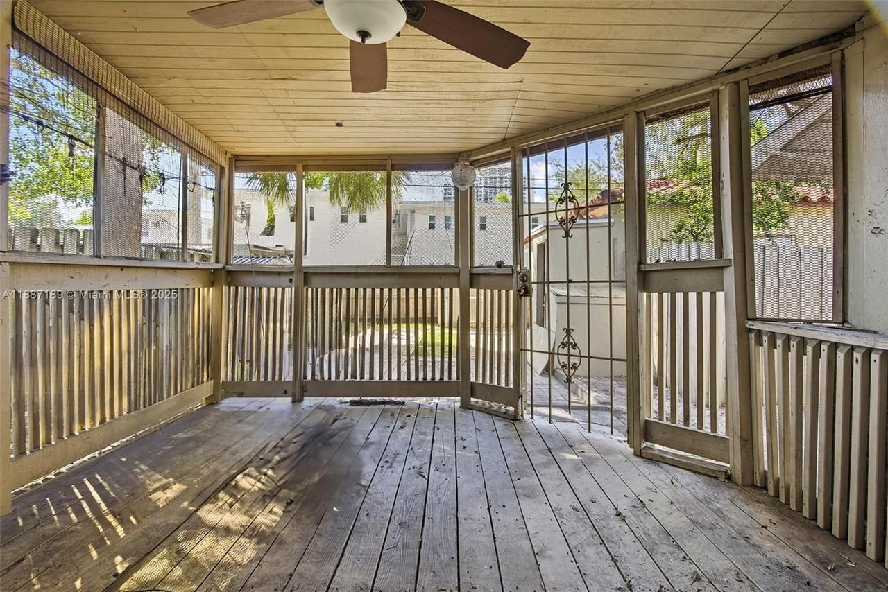 1718 Pierce Street #1718-2 - Photo 7 of 19