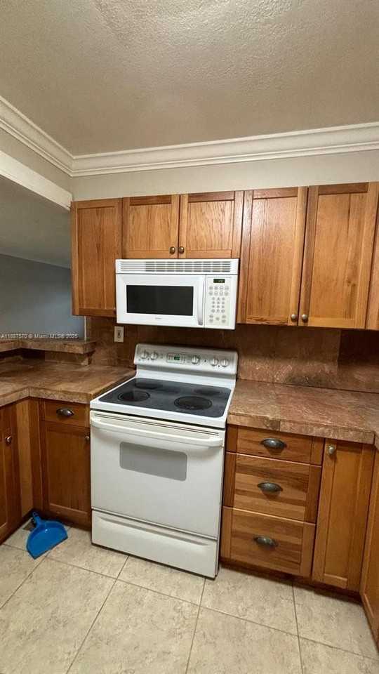 1913 South Ocean Drive