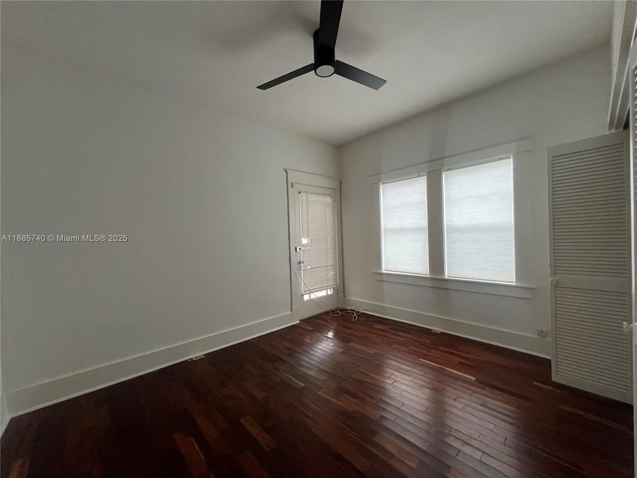 130 Southwest 1st Avenue