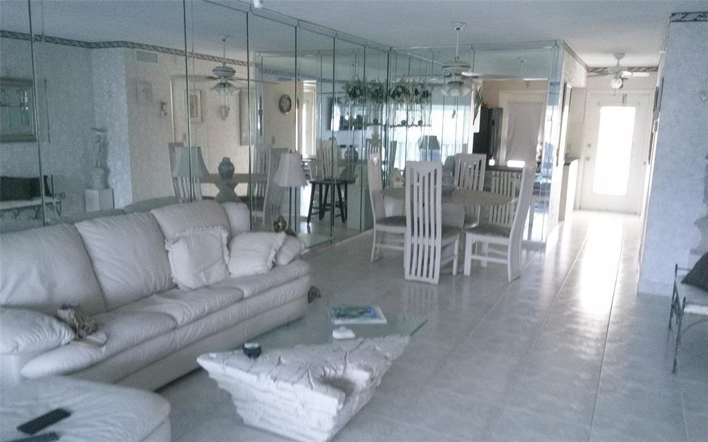 460 Paradise Isle Boulevard #460-301 - Photo 6 of 20