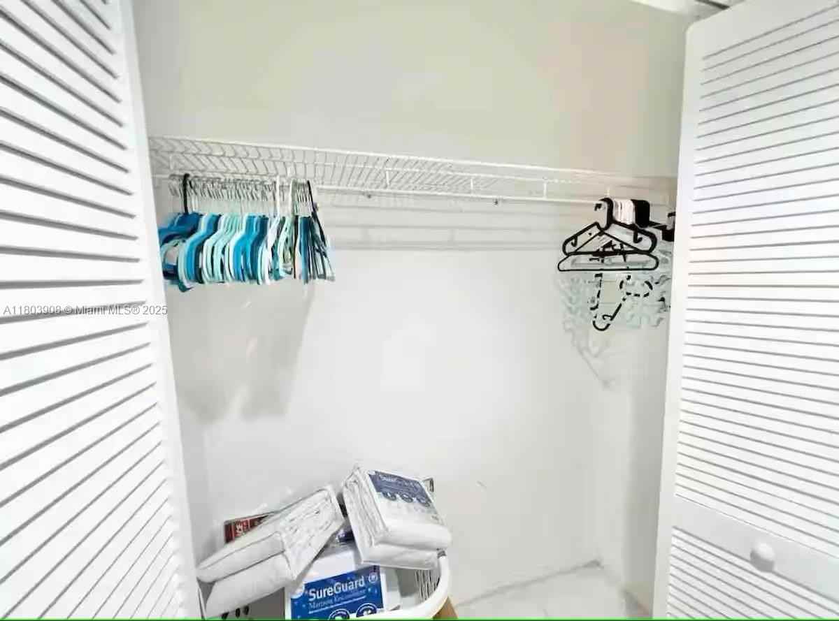 100 Lincoln Road #100-1216 - Photo 5 of 10