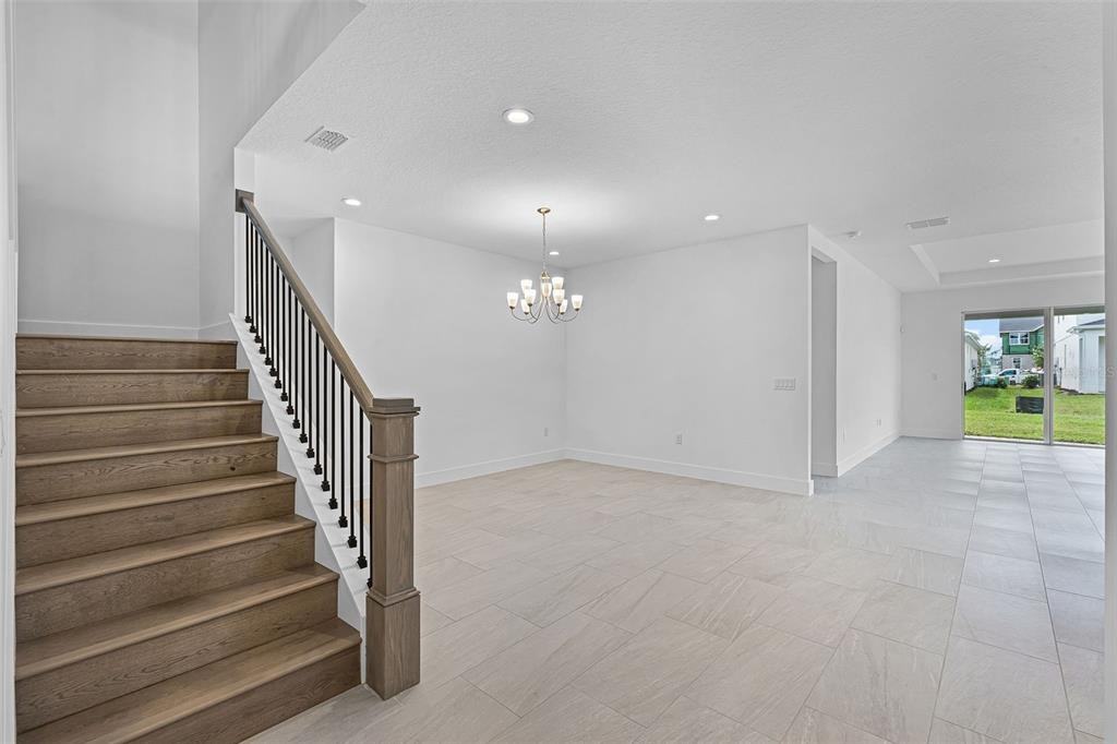 1465 Stonecliff Drive #1465 - Photo 7 of 37