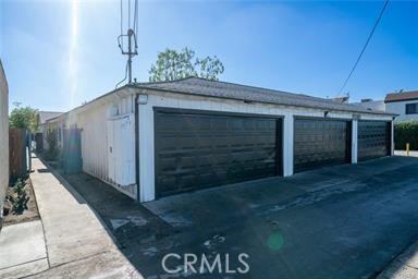 1841 Crestwood Lane #1841 - Photo 6 of 8