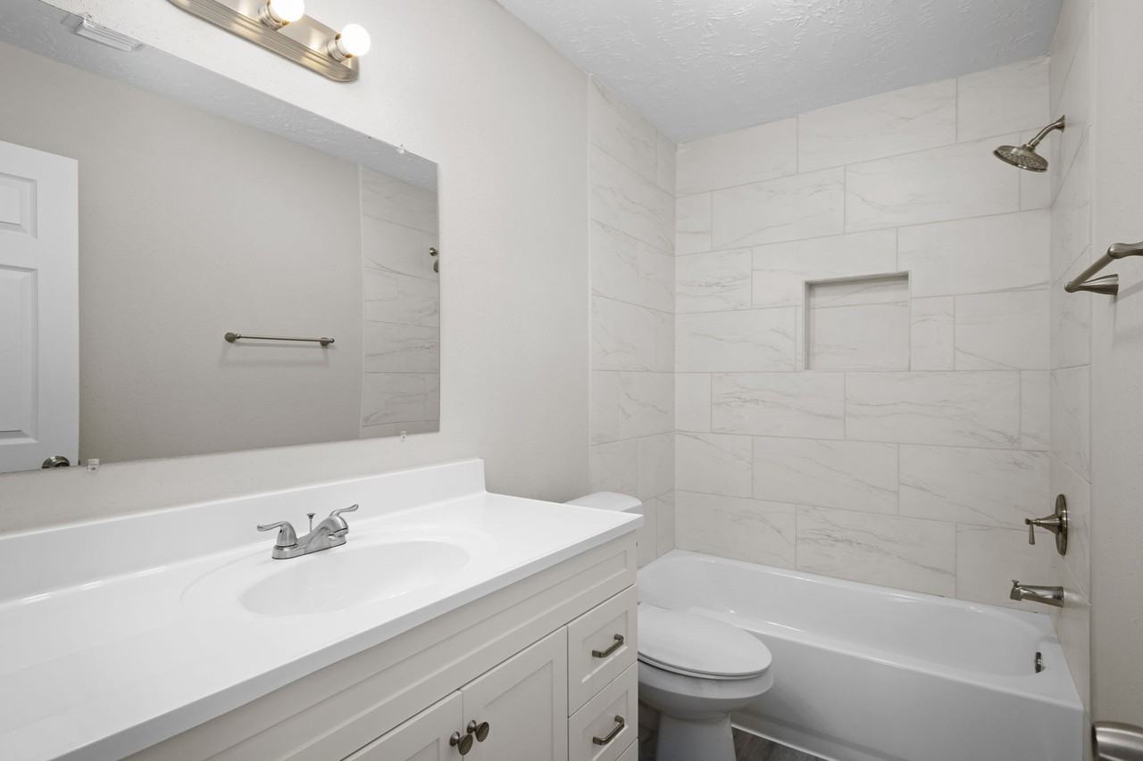 4202 Brandemere Way St #4202 - Photo 3 of 21