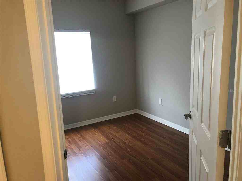 6021 Portsdale Pl #6021-101 - Photo 4 of 19