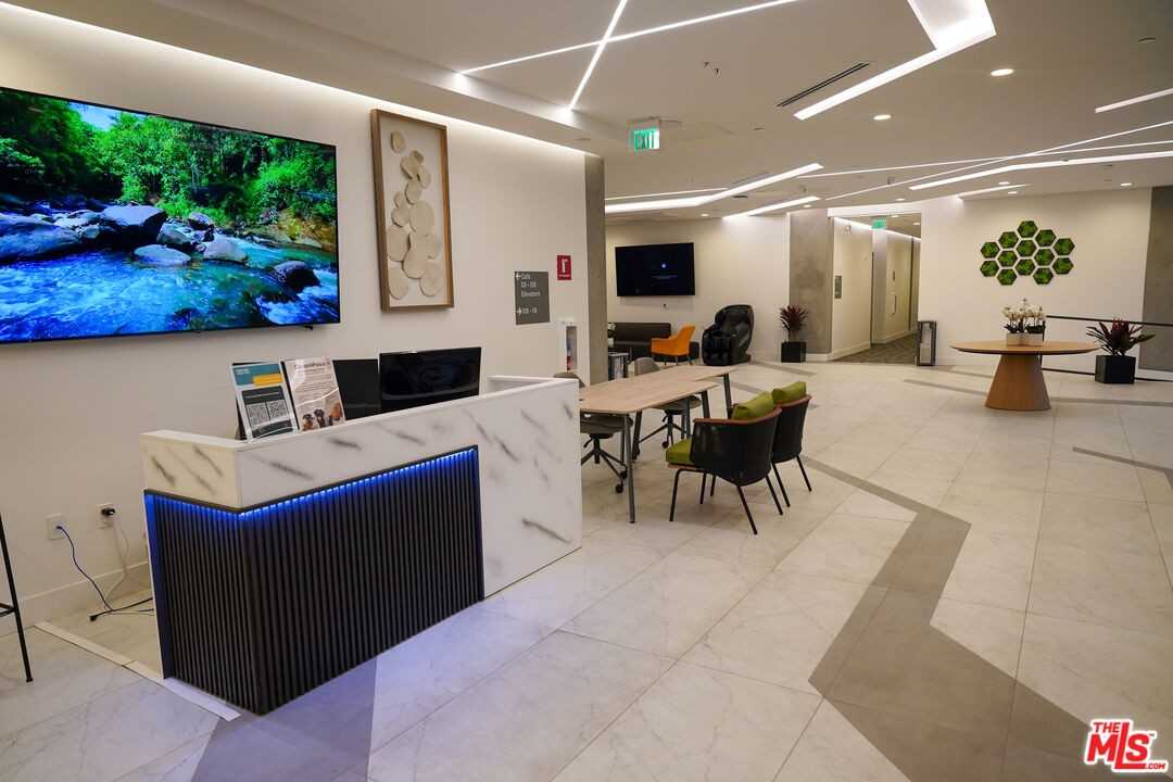 414 North Orange Street