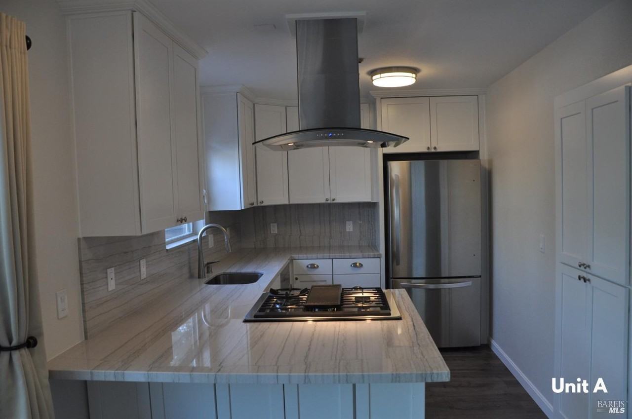 420 North St #420A - Photo 5 of 29