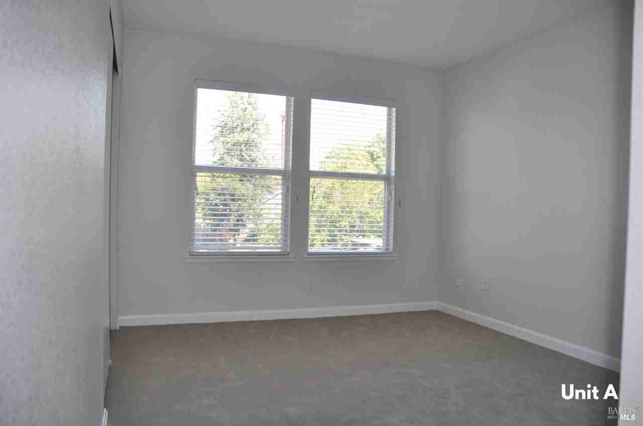 420 North St #420A - Photo 6 of 29