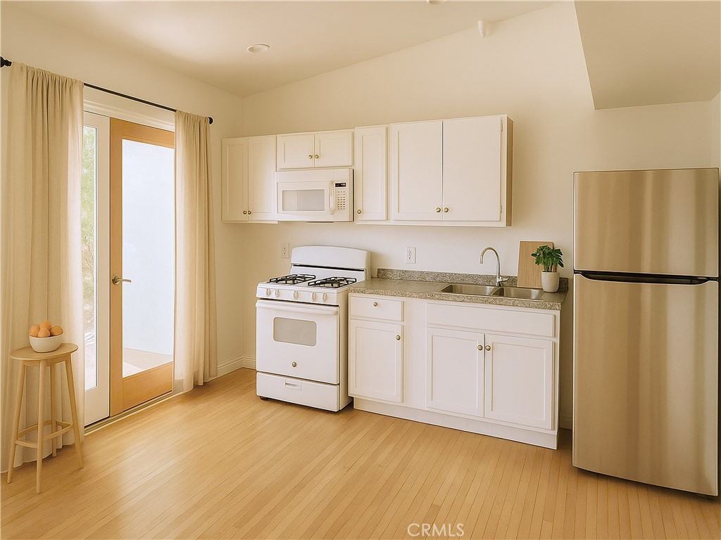 1404 San Remo Drive #1404 - Photo 2 of 4