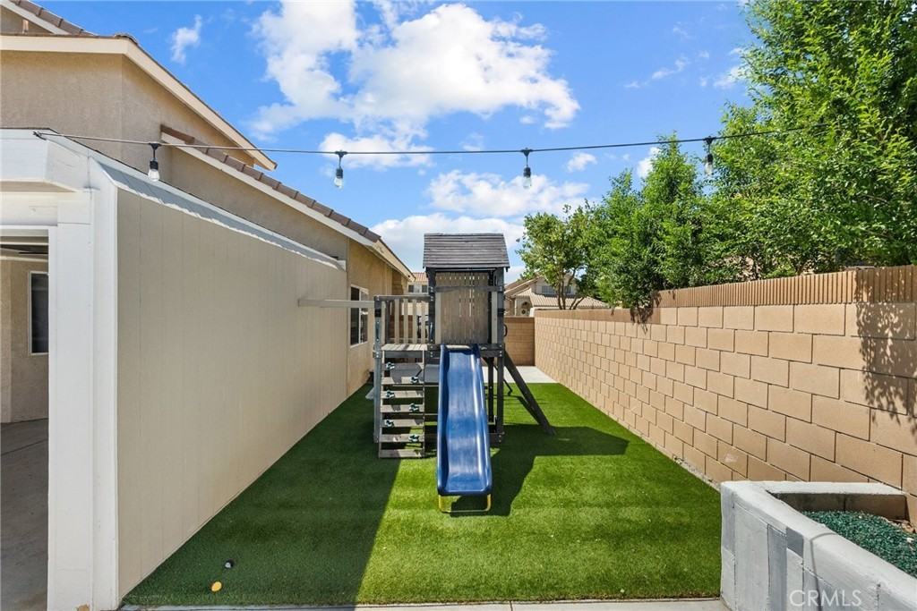 4325 Serene Ave #4325 - Photo 3 of 44