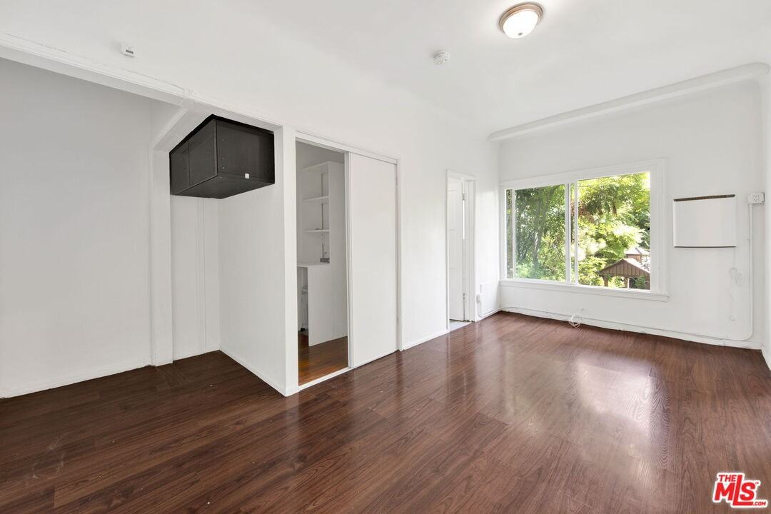 225 East Garfield Avenue #225-205 - Photo 3 of 7