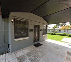 featured image of 2518 Monroe Street