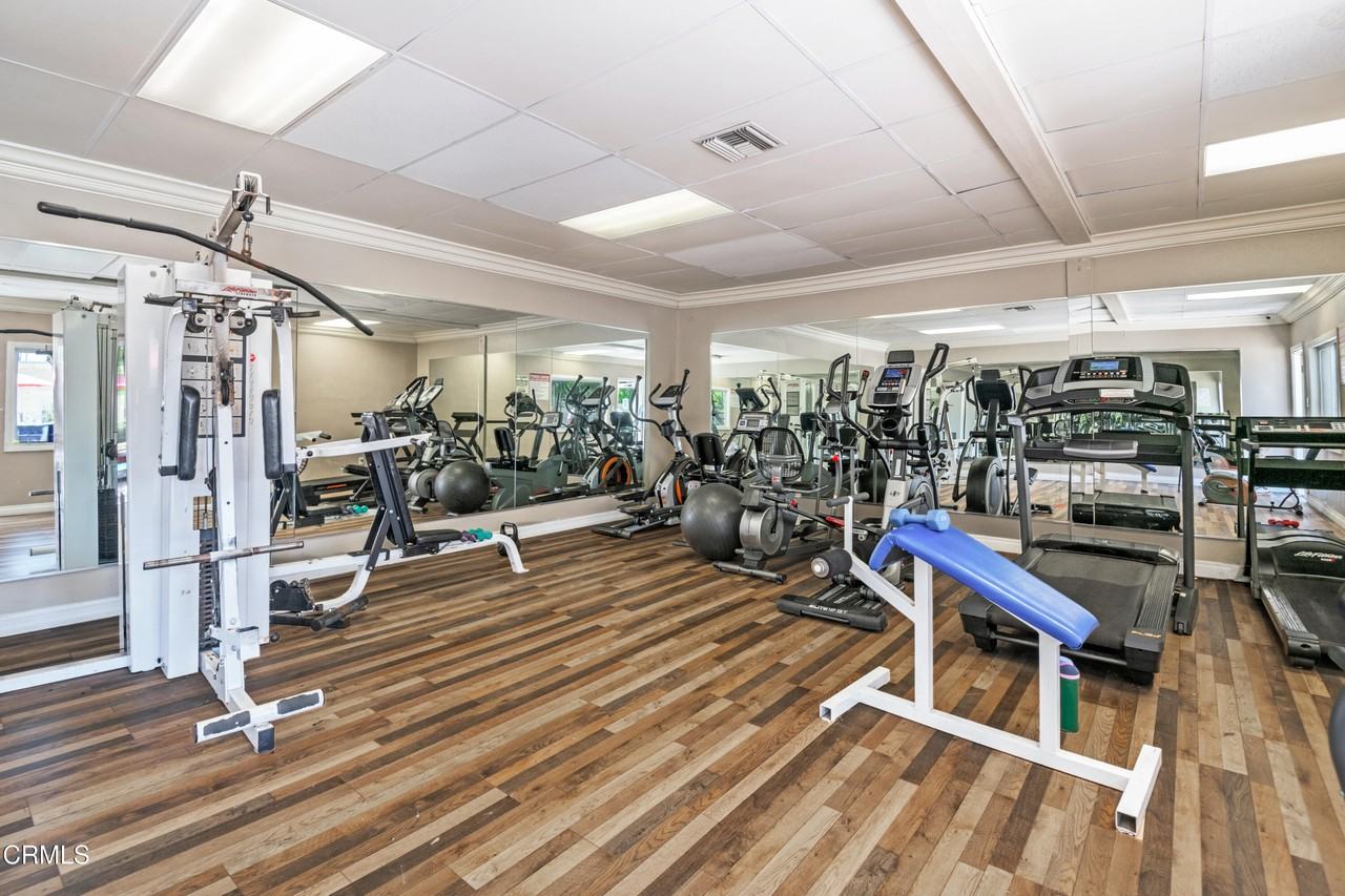 20224 Cohasset St #20224-12 - Photo 7 of 32