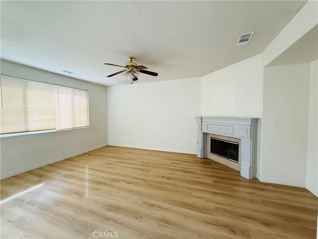 14607 Grouse Rd #14607 - Photo 5 of 8