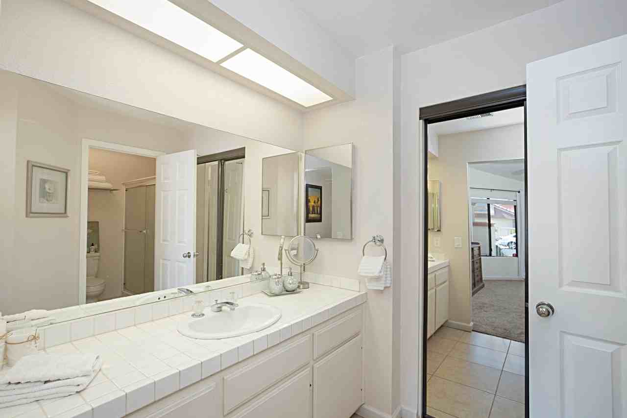 76915 Scimitar Way #76915 - Photo 3 of 24