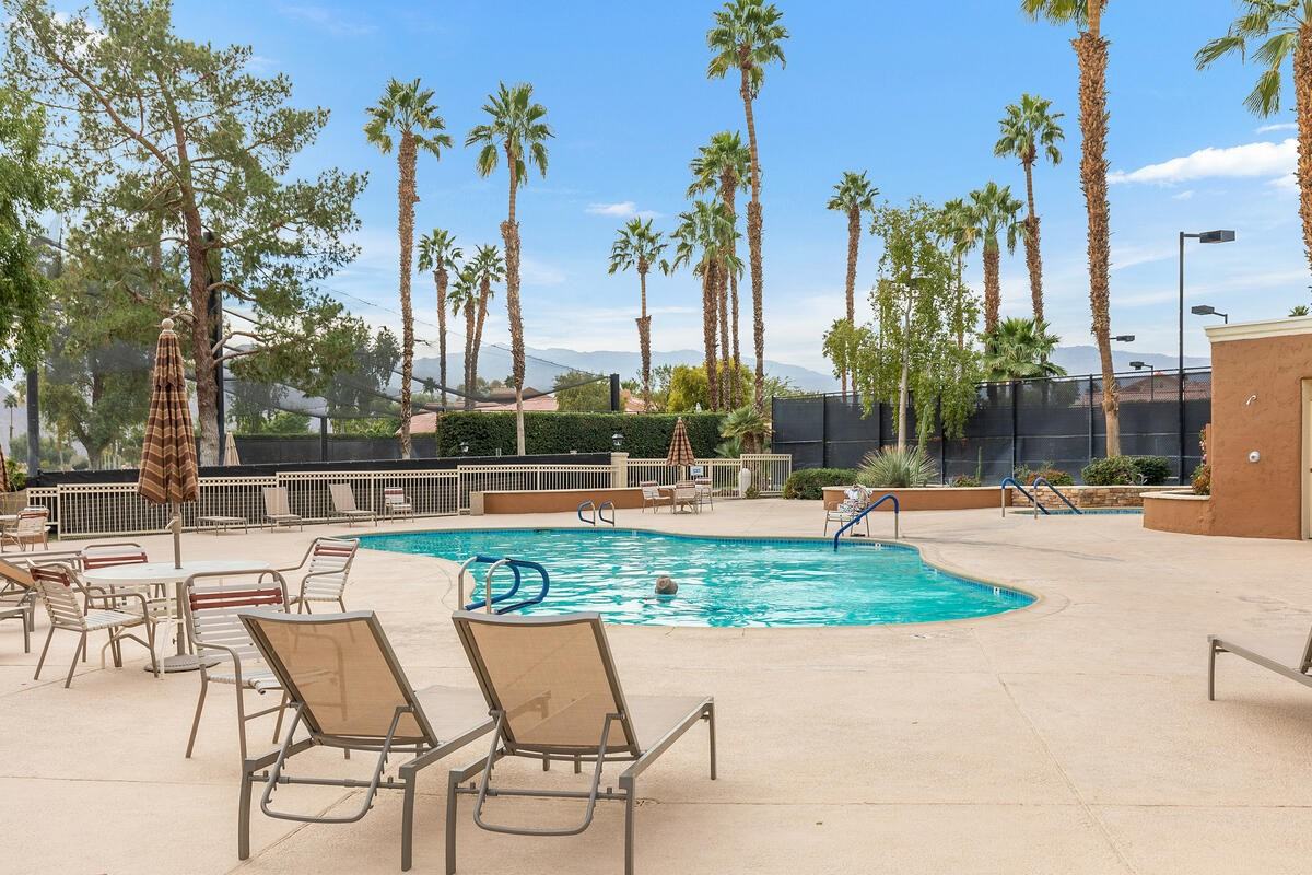 76915 Scimitar Way #76915 - Photo 5 of 24