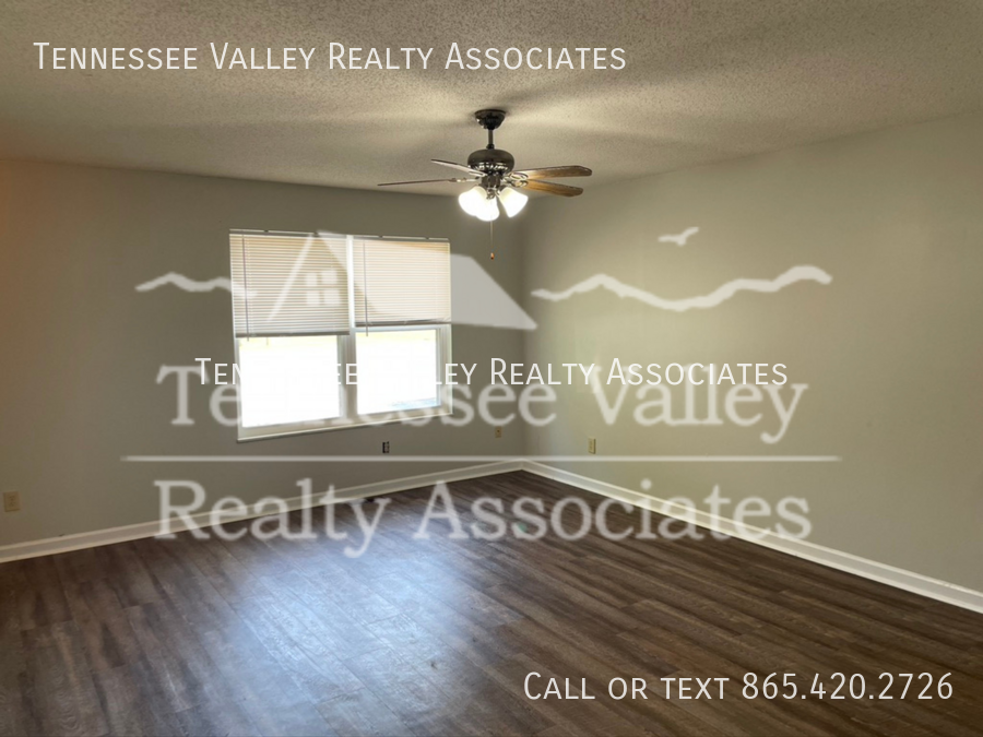 800 Kirk Avenue #B - Photo 5 of 13