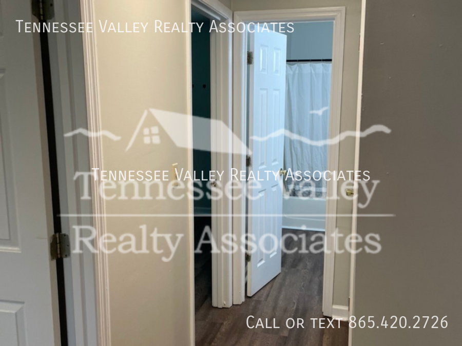 800 Kirk Avenue #B - Photo 7 of 13