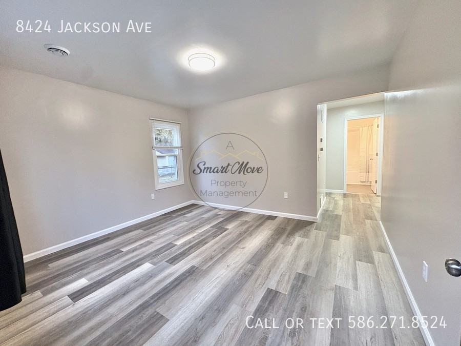8424 Jackson Ave - Photo 4 of 13