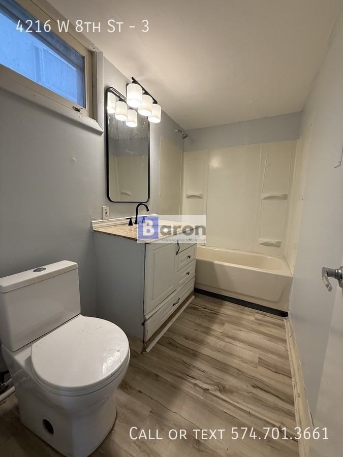 4216 W 8th St #3 - Photo 3 of 16