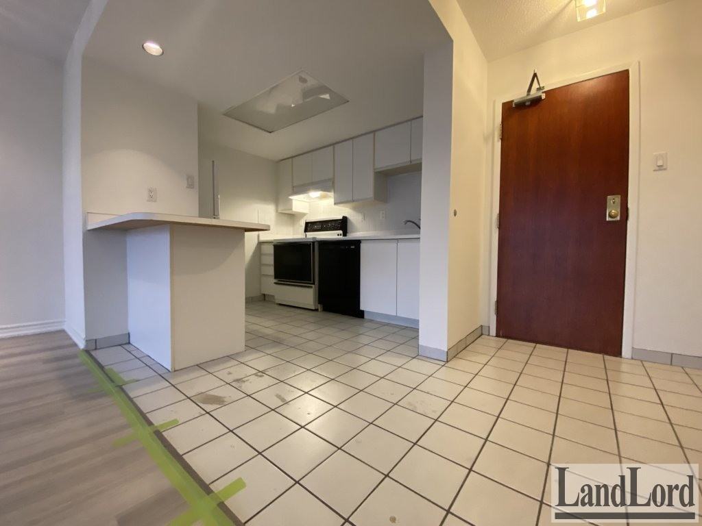 456 College Street #409 - Photo 2 of 24