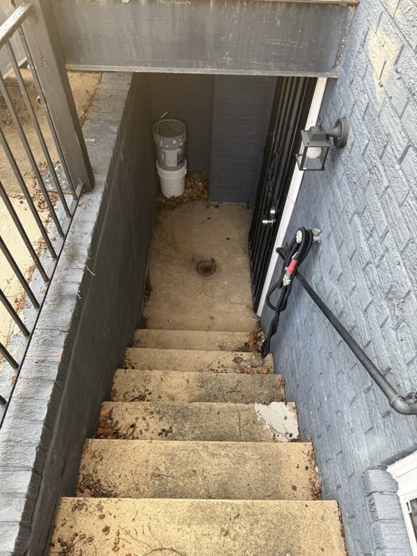 1215 Savannah St Se #BS - Photo 2 of 20