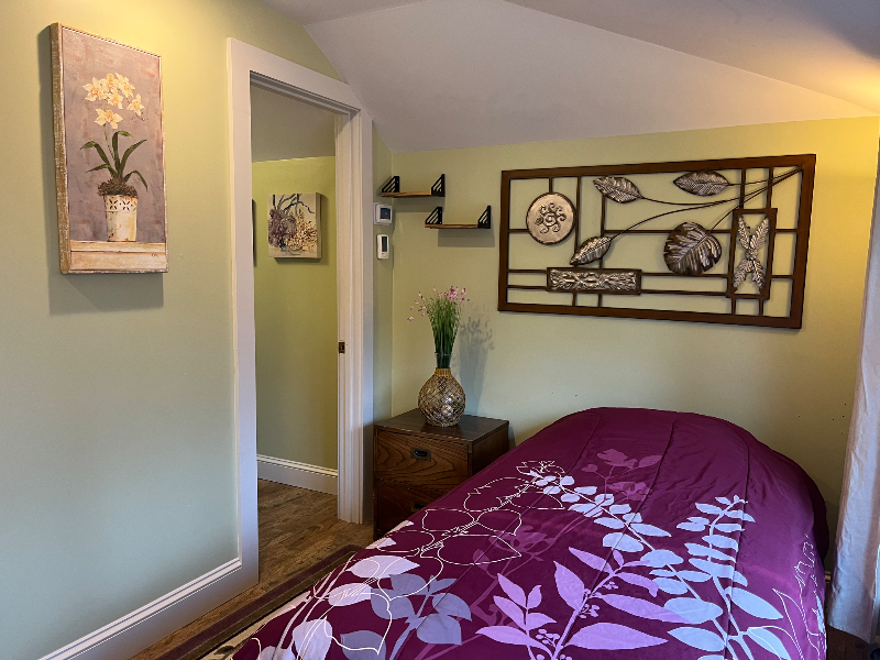 1087 North Hoosac Road - Photo 3 of 28