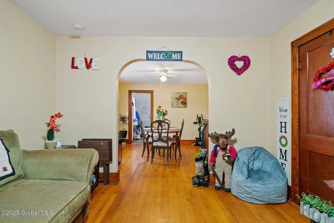 301 South Main Street, Unit 2 - Photo 5 of 20