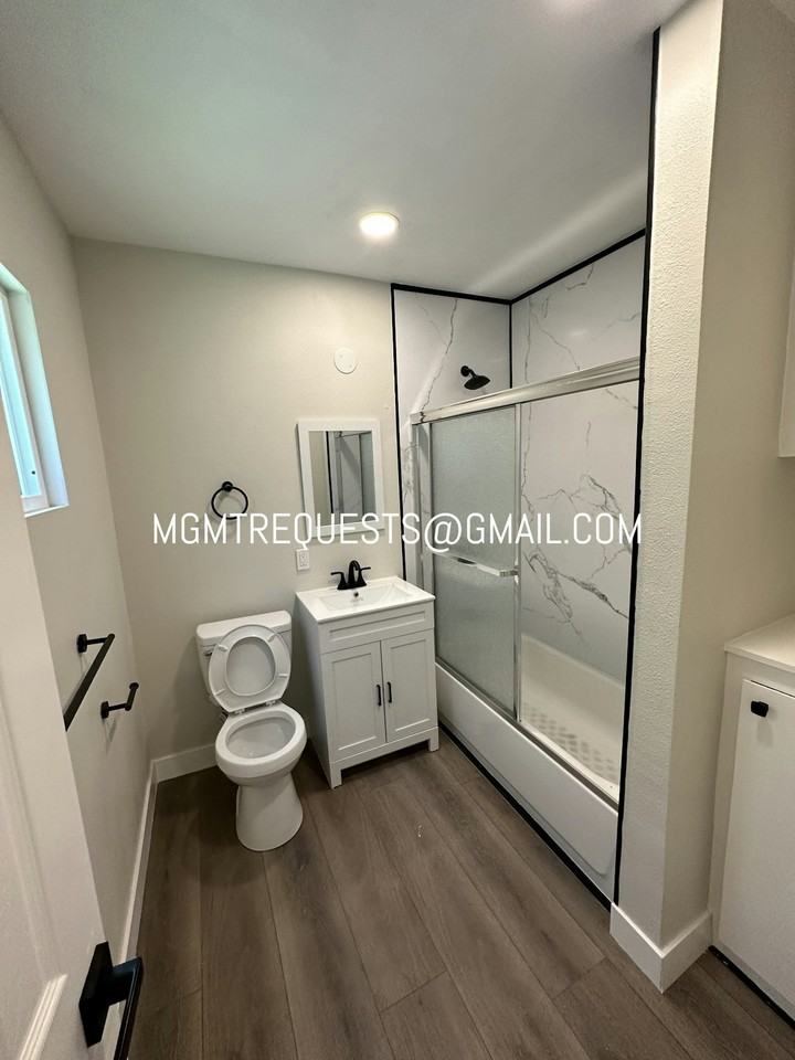 238 West Wilson Avenue, Unit 6 - Photo 5 of 8