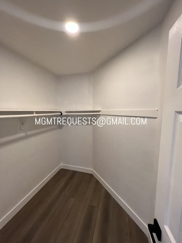 238 West Wilson Avenue, Unit 6 - Photo 7 of 8