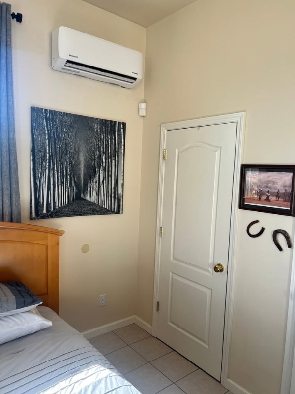 1543 West Highpoite Ct - Photo 4 of 16