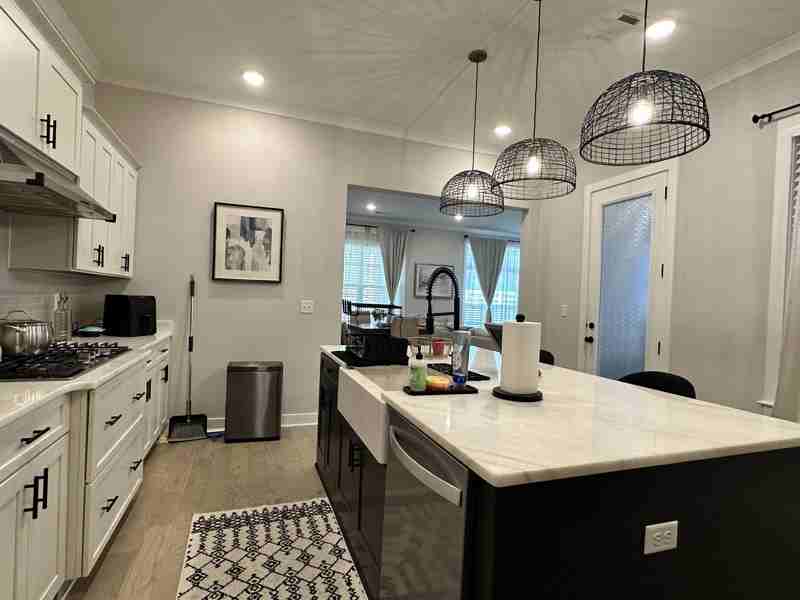 5608 Gerber Rd - Photo 3 of 18