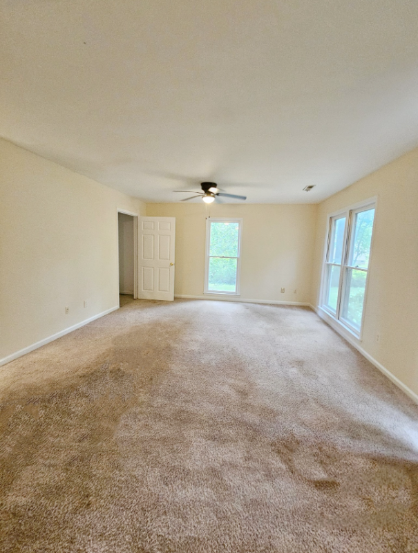 1421 Bogart St #B - Photo 7 of 10