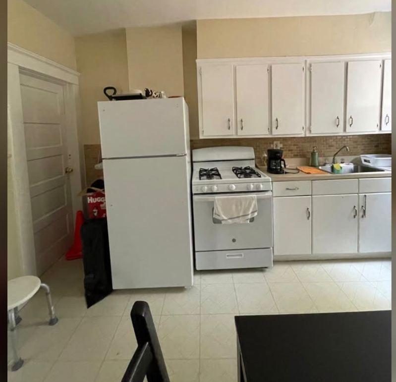 275 S Main St #B - Photo 5 of 20