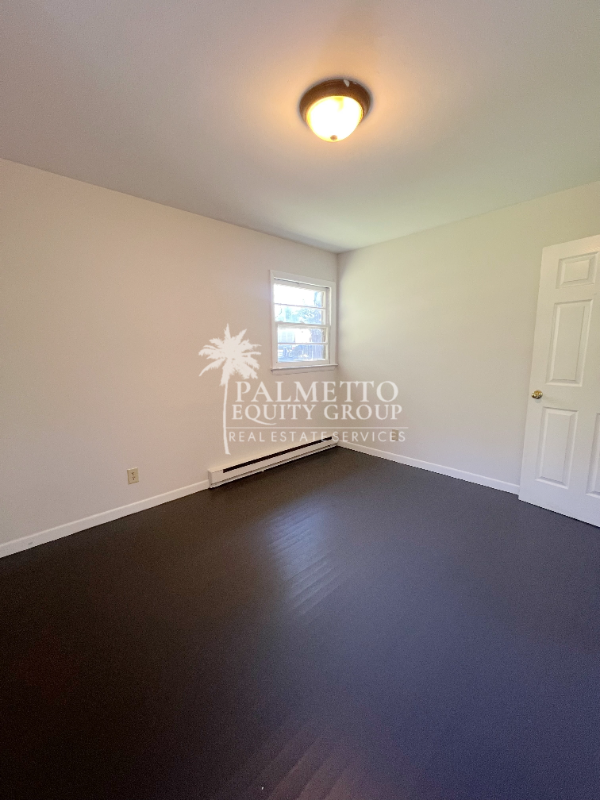 2217 E Gate City Blvd - Photo 3 of 19