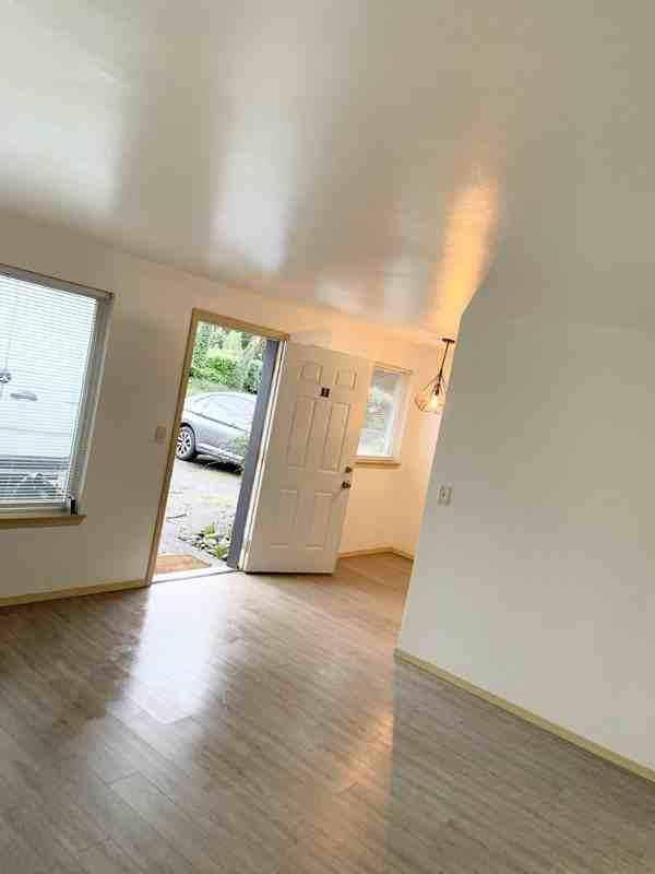 9222 Kenwood Dr Sw #B - Photo 5 of 15