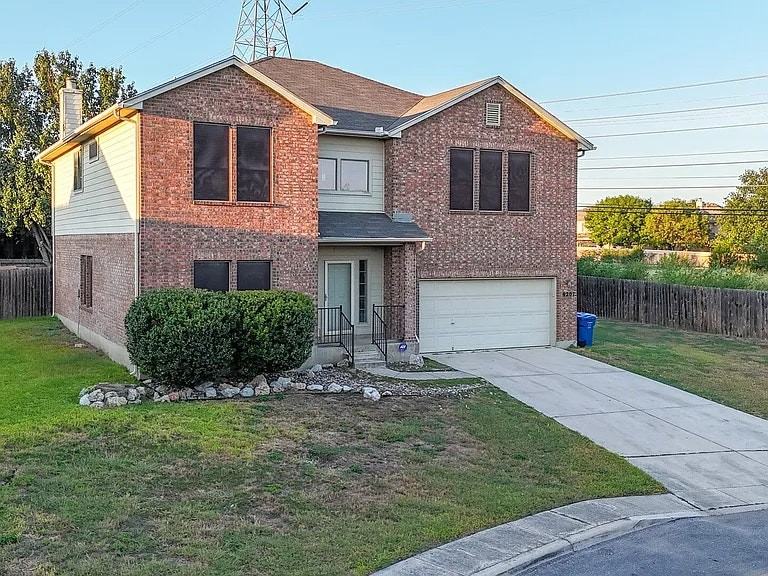 9207 Larsons Lane - Photo 2 of 20