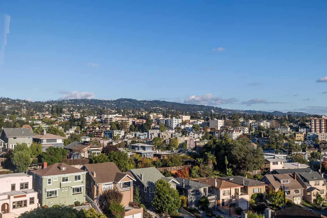 491 Crescent - Photo 2 of 28