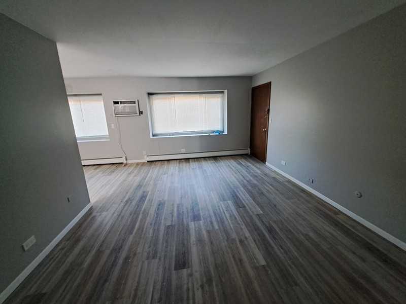 775 Jefferson Ave #3 - Photo 3 of 19