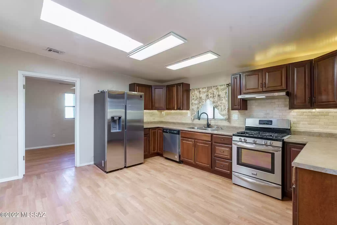 232 E Pennsylvania Dr Unit 1 #NA - Photo 4 of 5