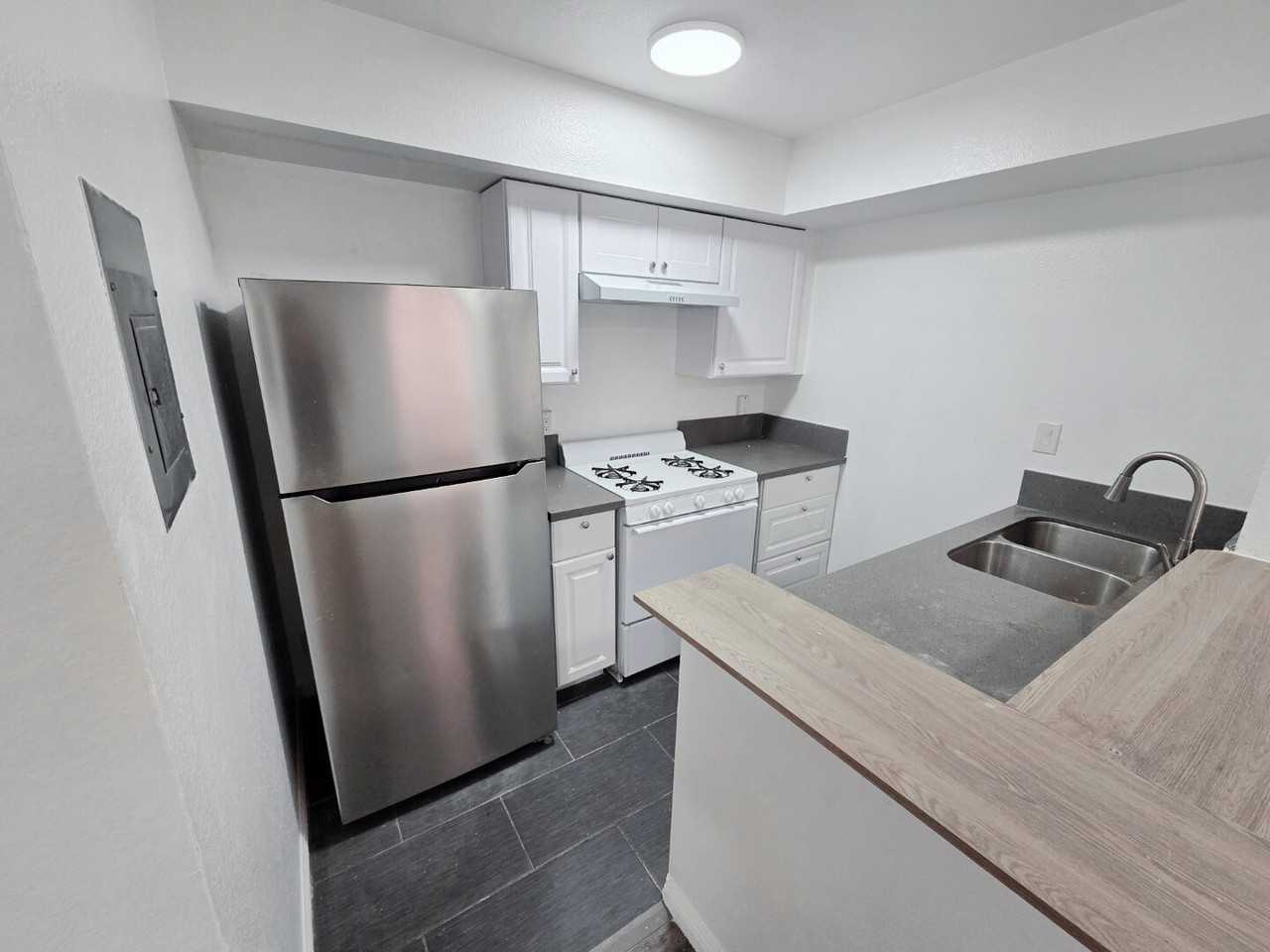 641 S Normandie Ave #4 - Photo 4 of 14