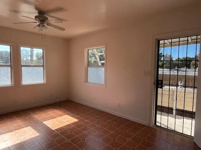 115 W Simpson St #B - Photo 2 of 14