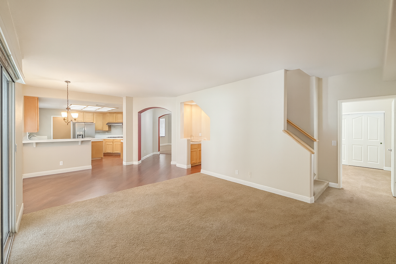4011 Dee Dee Ct #NA - Photo 3 of 19