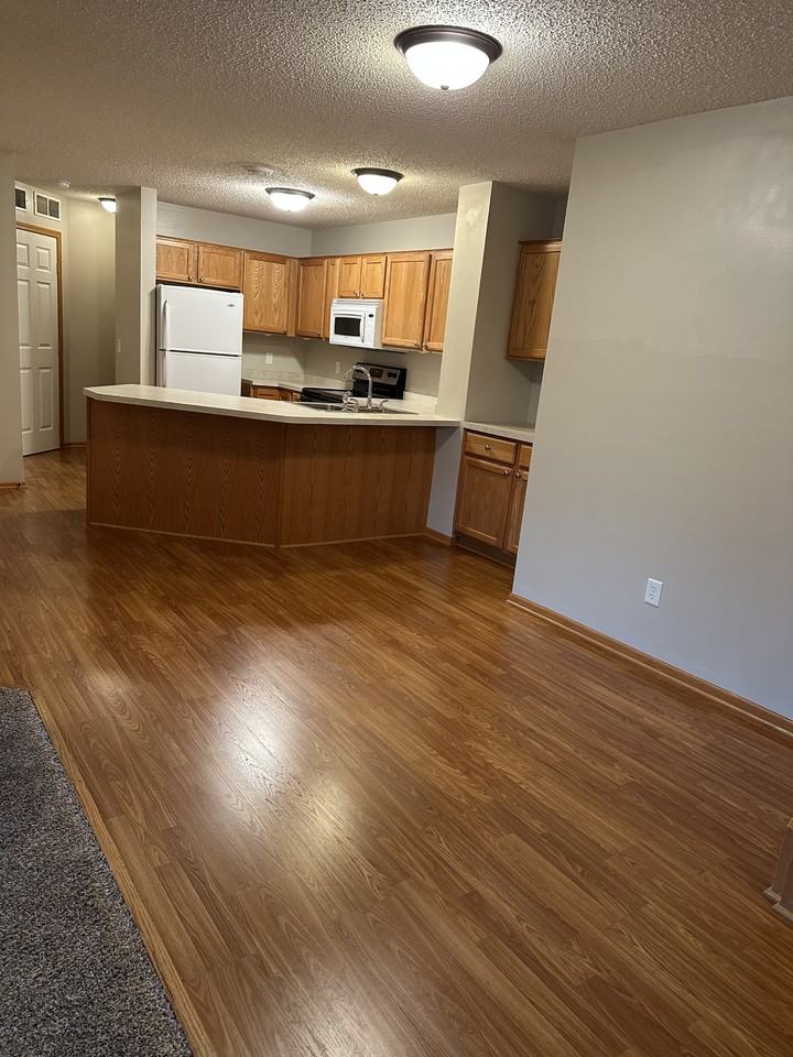 2613 Yellowstone Drive #NA - Photo 3 of 7