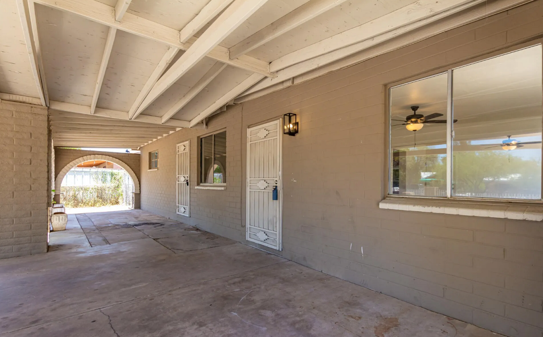 4319 S 15th Ave #NA - Photo 3 of 12