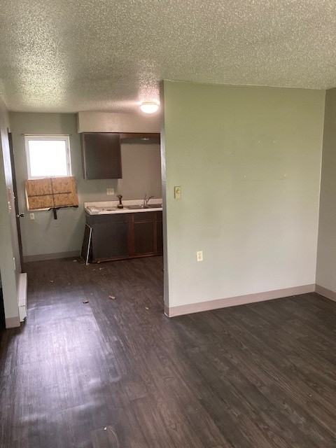 704 South Cayuga Street - Photo 3 of 5